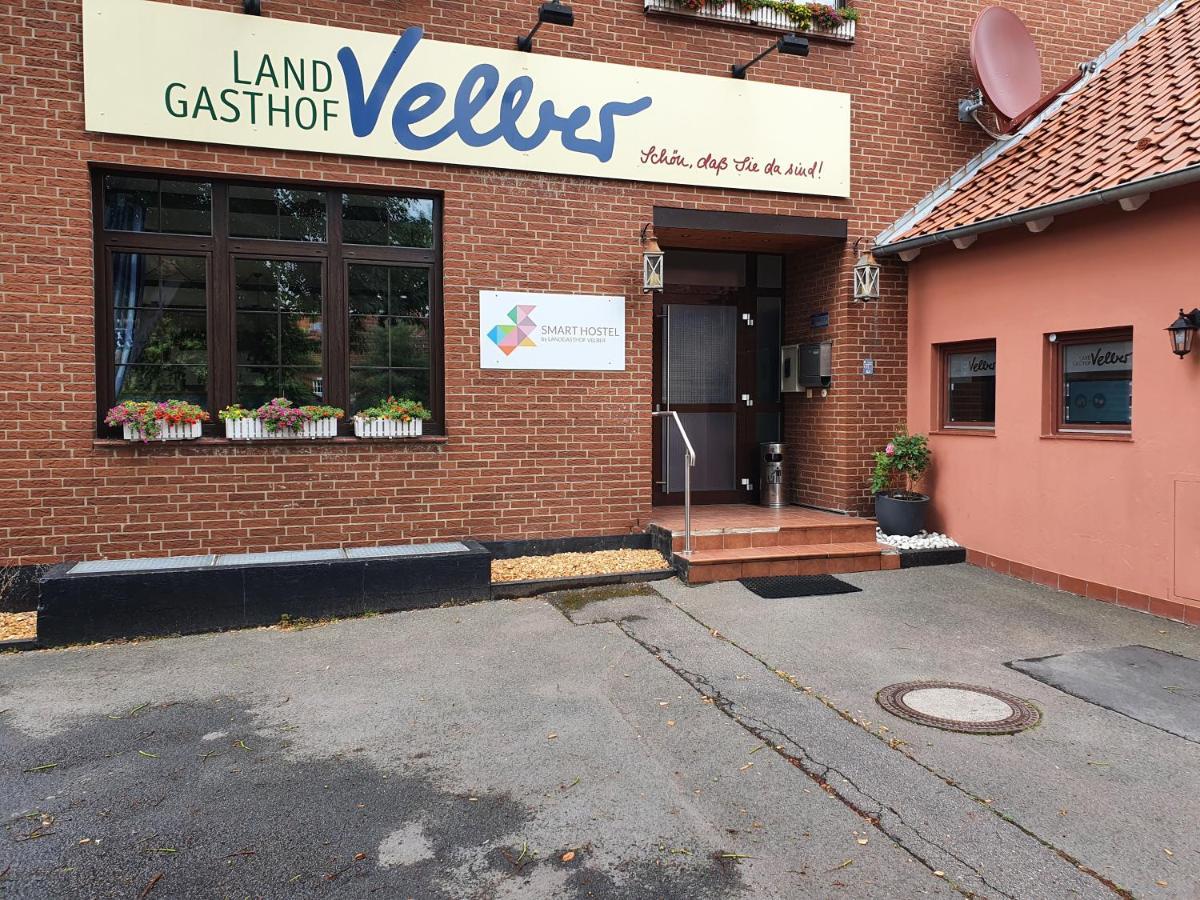 Smart Hostel By Landgasthof Velber 24H7D Seelze Exterior foto